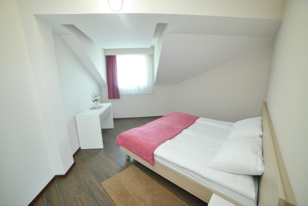 Kesten Futog Room photo